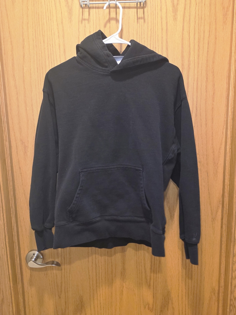 TNA Cozy Fle3ce Boyfriend Black Pullover Hoodie with Kangaroo Pocket